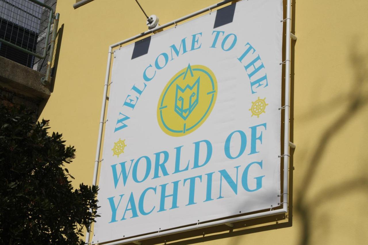 Holiday Hotel Yachtsport Resort Lago Maggiore บริสซาโก ภายนอก รูปภาพ
